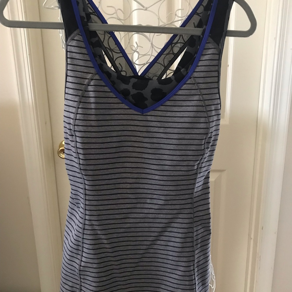 LuluLemon Woman’s Super Sport Tank Size 6 NWT